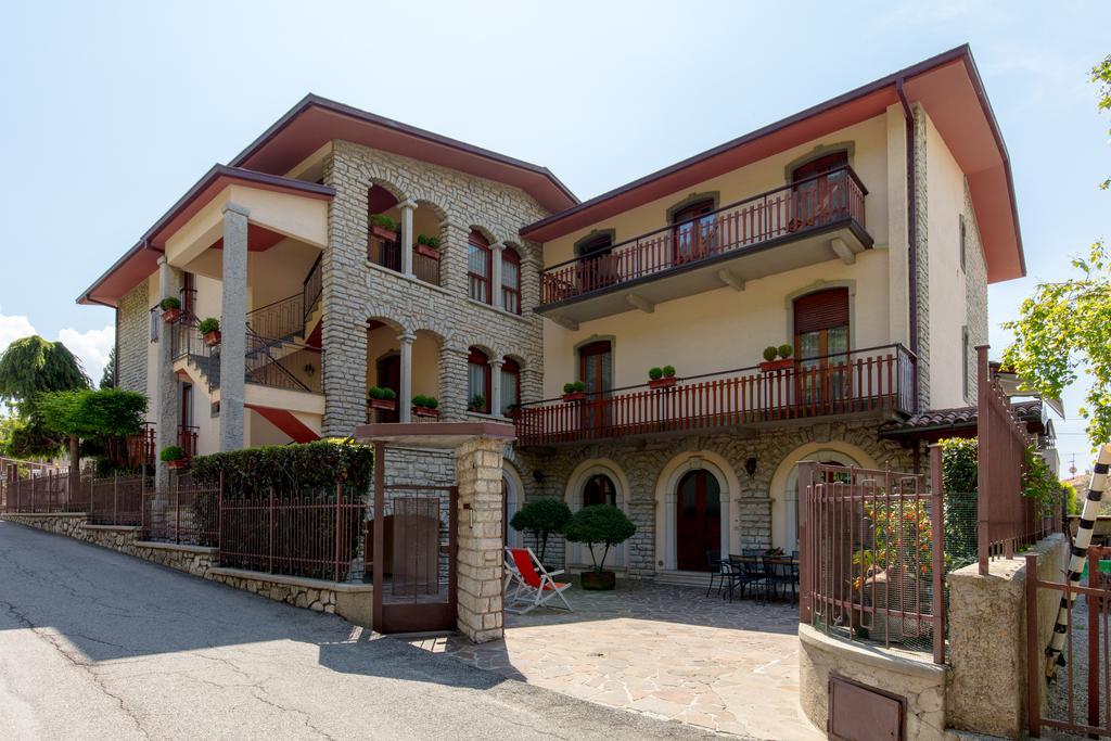 Villa Mariarosa Apartments Tignale Ngoại thất bức ảnh