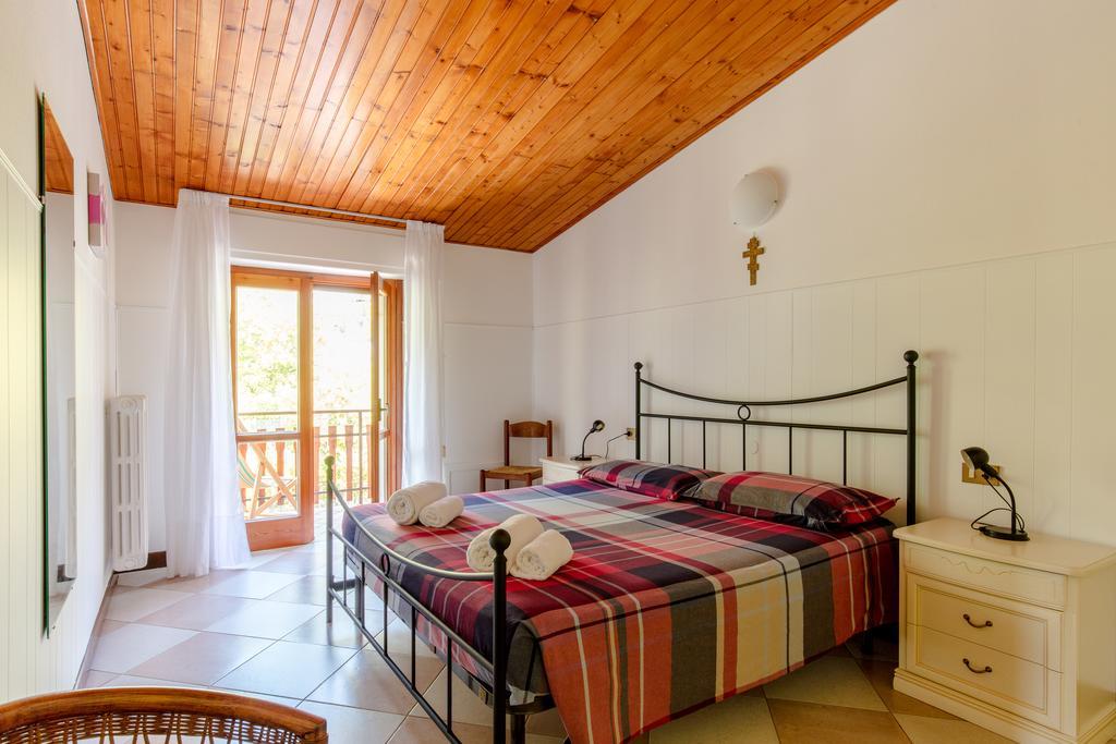 Villa Mariarosa Apartments Tignale Ngoại thất bức ảnh
