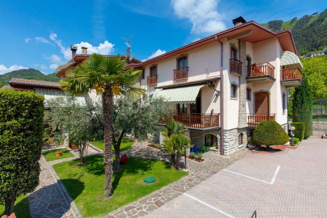 Villa Mariarosa Apartments Tignale Ngoại thất bức ảnh
